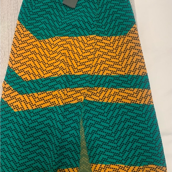 Nala Skirt in Green Orange Combo
Dodo Bar Or in size 40 or Small (US) - Picture 5 of 5